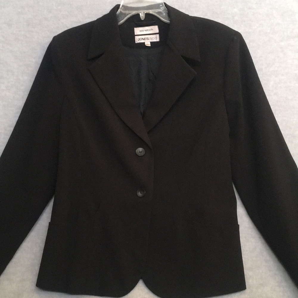Jones & Co Stretch 2 Button Fully Lined Jacket w/Classic Lapels & Slight Peplum